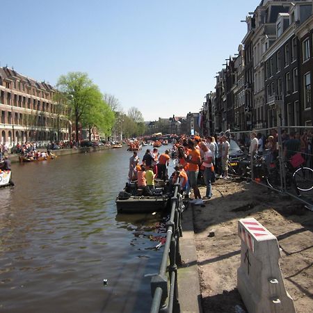 Amsterdam Hostel Uptown Exterior photo