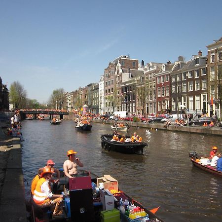Amsterdam Hostel Uptown Exterior photo